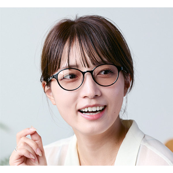 UV&ブルーライトカット 薄色サングラス　ブラック